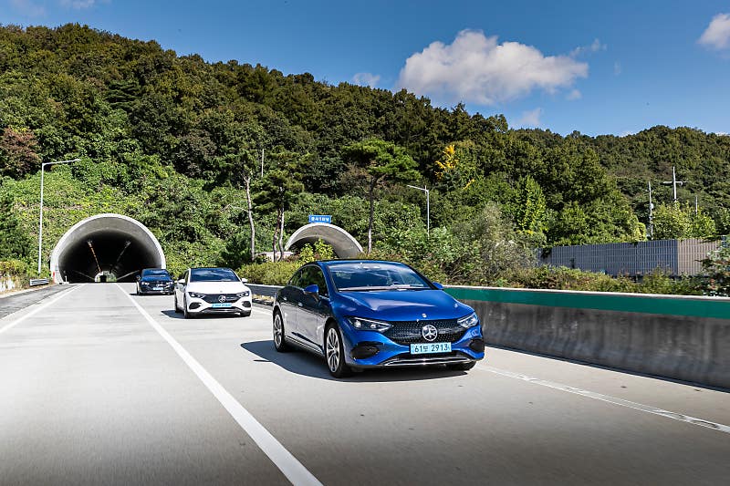 [시승기] ‘1억 160만 원 전기 세단’ 값어치 할까? 메르세데스-벤츠 EQE