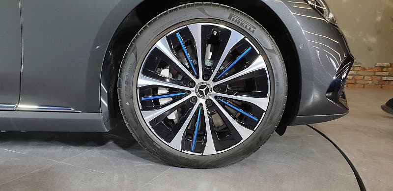 [시승기] ‘1억 160만 원 전기 세단’ 값어치 할까? 메르세데스-벤츠 EQE