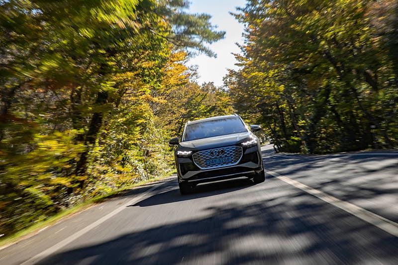 [시승기] '좀 더 영리해져야 할 때' 아우디 Q4 e-트론