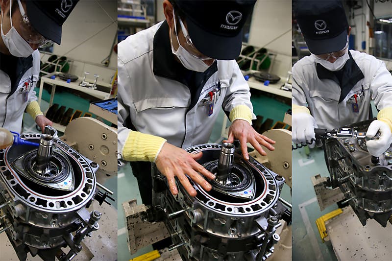 특이한 엔진을 장착한 자동차들