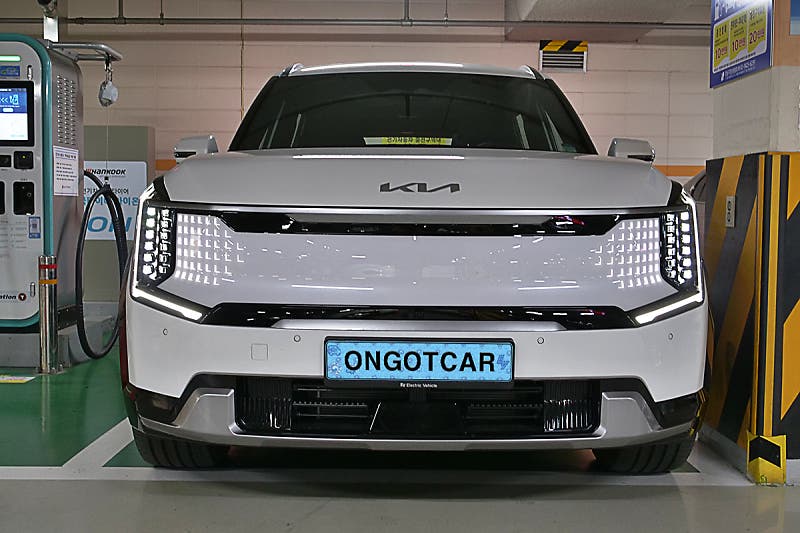 [시승기] EV9, 부족함 없는 대형 전기 SUV, 전비 테스트 결과는?