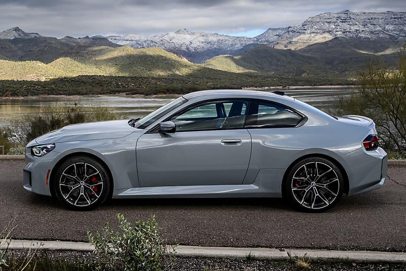 BMW M2(2세대) 측면