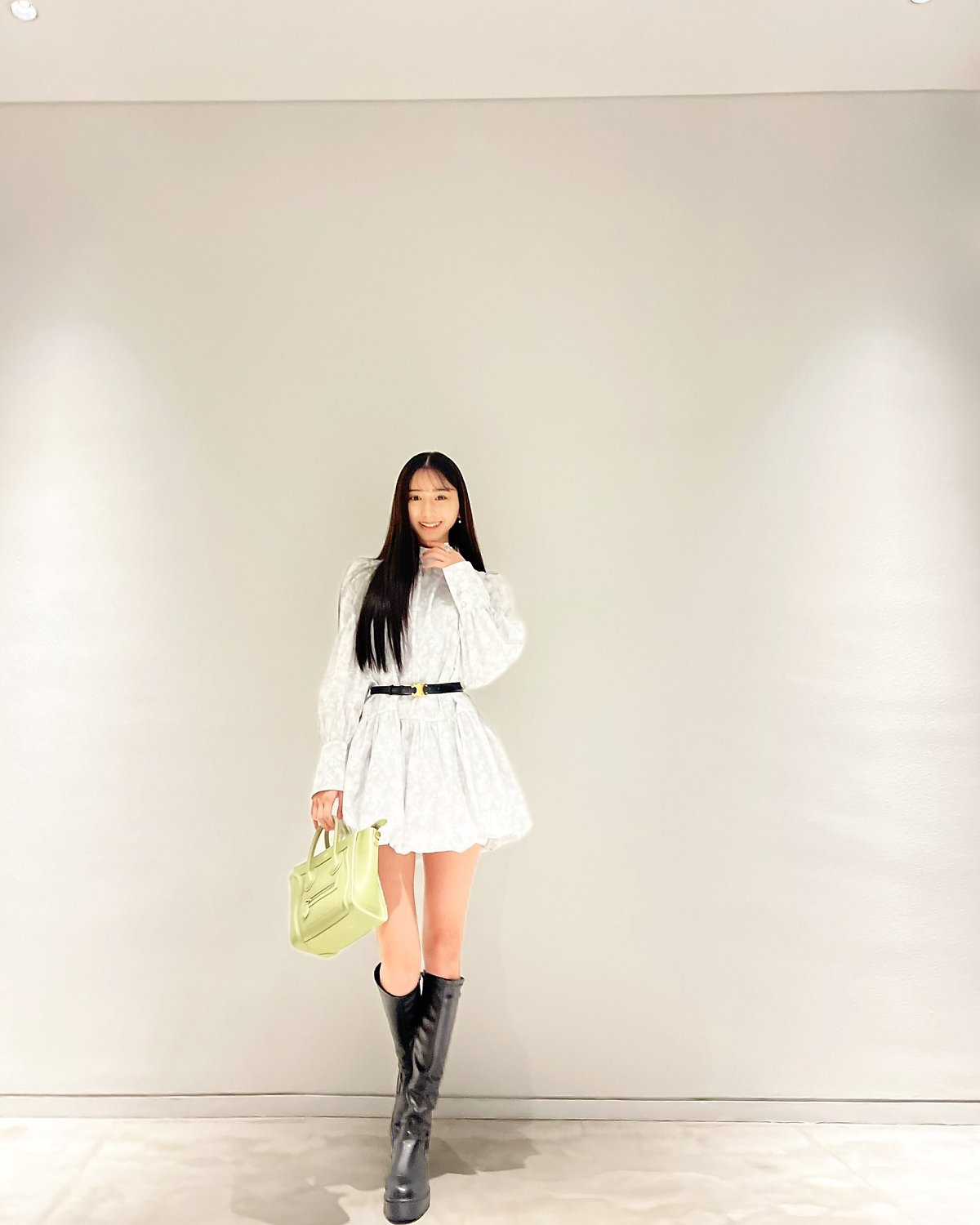 장신의 그라비아 모델 사이토 야스요 가을 패션과 수영복 촬영회 네이버 포스트