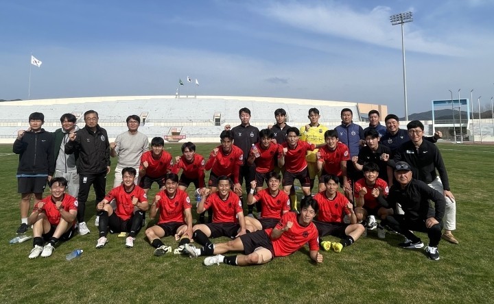 보도자료_사진_(24.04.07)_울산시민축구단2.jpg