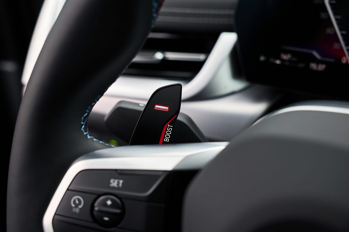 BMW X1 M35i xDrive 출시, 7,150만원에 즐기는 M의 감성 5 P90509810 highRes bmw x1 m35i m frozen https://mobilityground.com/wp-content/uploads/2024/02/wp-auto-importer-new-featured-image-5.png
